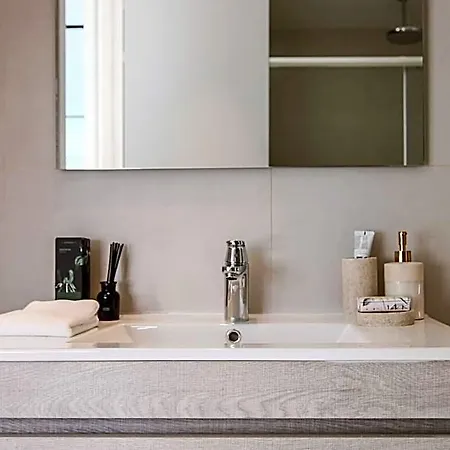Phaedrus Living Seaview Luxury Venus Hotel